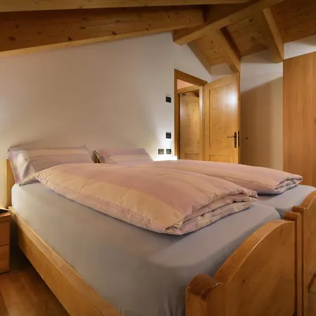 Bait Dal Canton Apartment